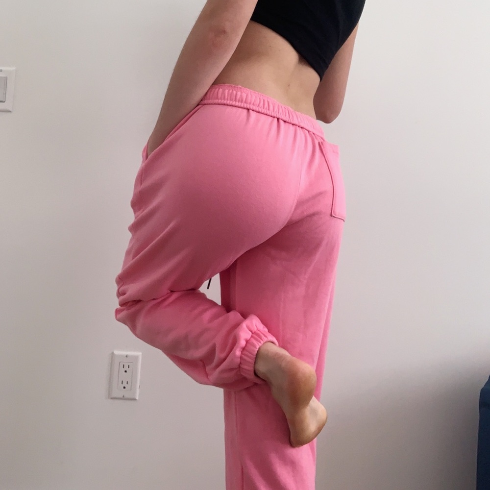 hot pink sweatpants